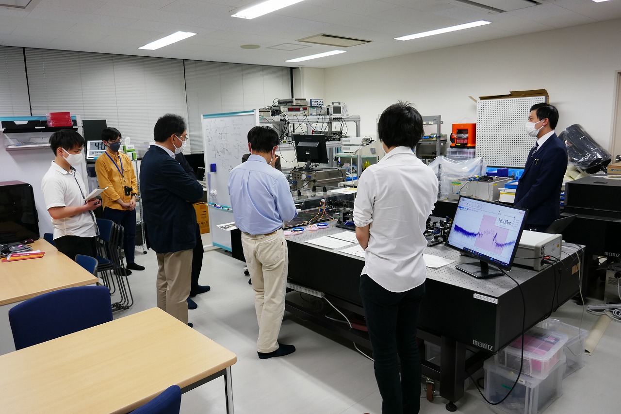 2021/04/22 Visitors' Lab Tour